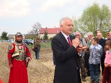 ODSŁONIĘCIE OBELISKU KU CZCI OTTO WARPECHOWSKIEGO W BRZOZOWIE