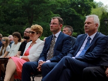Odsłonięcie popiersia Prezydenta RP Lecha Kaczyńskigo w Mińsku Mazowieckim
