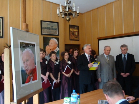 Senator Waldemar Kraska podczas kkonferencji „Jan Paweł II – Święty XXI wieku”